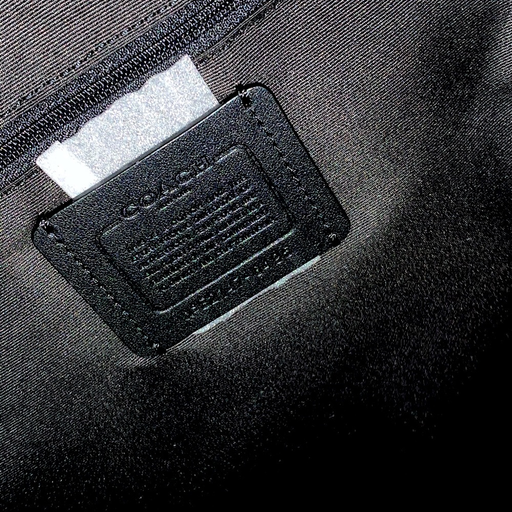 Coach Signature Monogram Lg Court & Bordeaux NO WRISTLET NO BELT! BACKPACK ONLY! - Picture 13 of 16